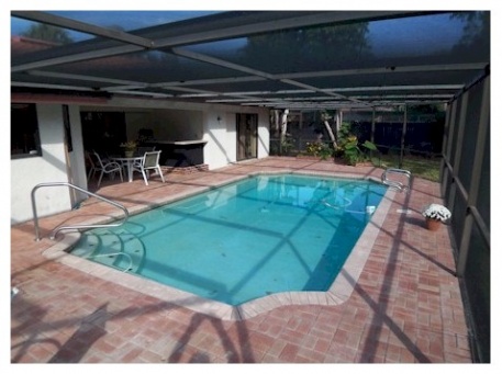 Clear Waters, St Petes,  - Just Properties
